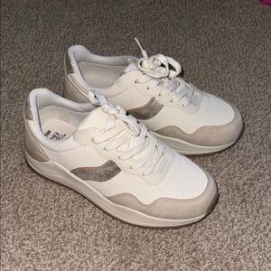 Trendy Cream and Beige Metallic Stripe Sneakers